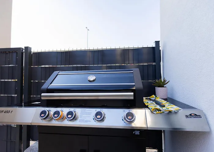 Kiara *