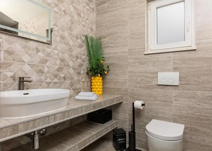 Kiara Villa Kastela